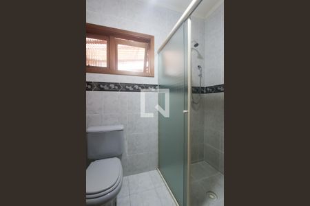 Casa à venda com 204m², 6 quartos e 5 vagas Casa à venda com 204m², 6 quartos e 5 vagasBanheiro suite