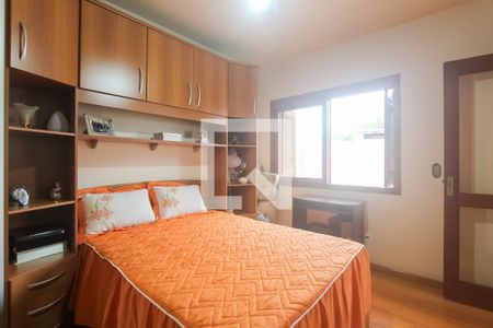 Casa à venda com 204m², 6 quartos e 5 vagas Casa à venda com 204m², 6 quartos e 5 vagasQuarto 1 - Casa 2