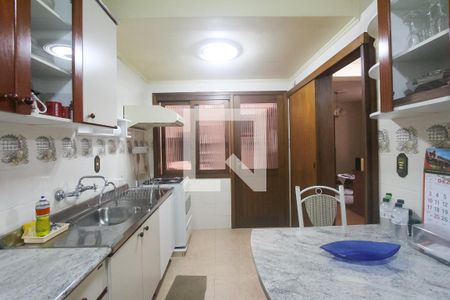 Casa à venda com 204m², 6 quartos e 5 vagas Casa à venda com 204m², 6 quartos e 5 vagasCozinha - Casa 2