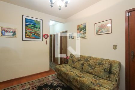 Sala de casa à venda com 6 quartos, 204m² em Santa Maria Goretti, Porto Alegre