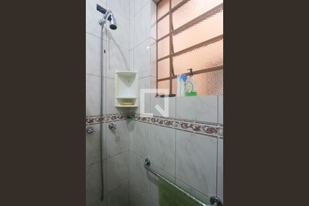 Casa à venda com 204m², 6 quartos e 5 vagas Casa à venda com 204m², 6 quartos e 5 vagasBanheiro social