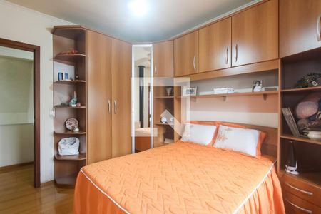 Casa à venda com 204m², 6 quartos e 5 vagas Casa à venda com 204m², 6 quartos e 5 vagasQuarto 1 - Casa 2