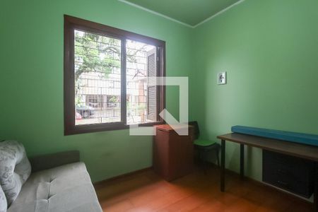 Casa à venda com 204m², 6 quartos e 5 vagas Casa à venda com 204m², 6 quartos e 5 vagasQuarto 2