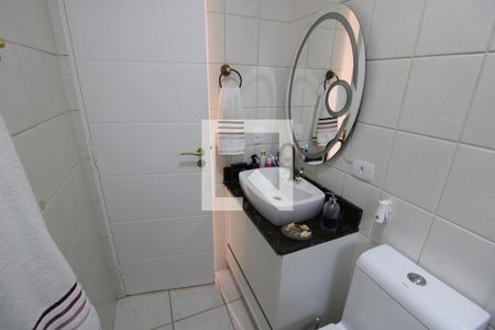 Apartamento à venda com 75m², 2 quartos e 1 vagaQuarto 2 - Banheiro