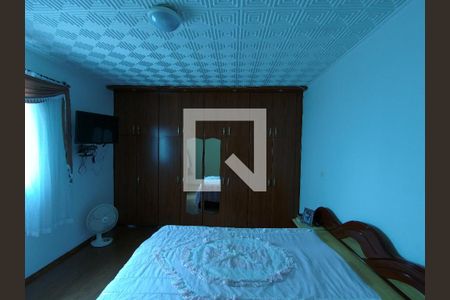 Suite de casa à venda com 3 quartos, 280m² em Parque Santo Antonio, Guarulhos