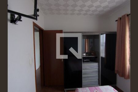Casa à venda com 280m², 3 quartos e 2 vagasQuarto 02