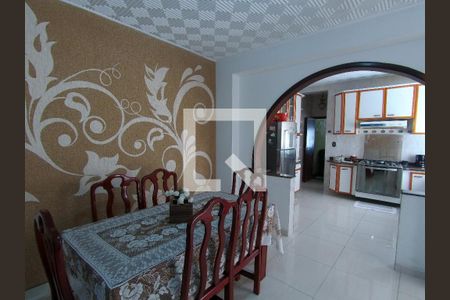 Casa à venda com 280m², 3 quartos e 2 vagasCozinha