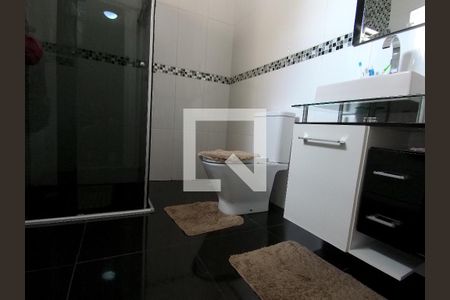 Casa à venda com 280m², 3 quartos e 2 vagasBanheiro da Suíte