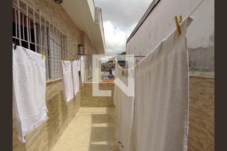 Casa à venda com 280m², 3 quartos e 2 vagassacada