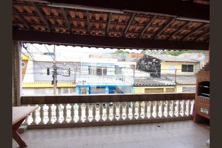 Sala com vista para varanda gourmet de casa à venda com 3 quartos, 280m² em Parque Santo Antonio, Guarulhos
