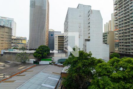 Vista de apartamento à venda com 2 quartos, 71m² em Consolação, São Paulo