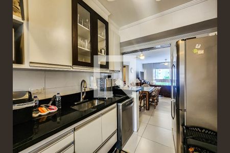 Apartamento para alugar com 106m², 3 quartos e 2 vagas Apartamento para alugar com 106m², 3 quartos e 2 vagasCozinha