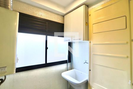 Apartamento à venda com 54m², 2 quartos e 2 vagasLavanderia