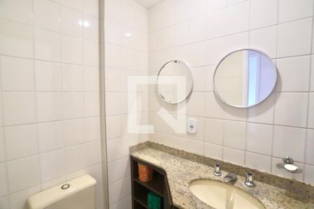 Apartamento à venda com 54m², 2 quartos e 2 vagasBanheiro