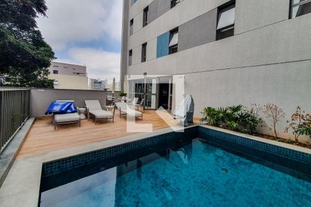 Studio à venda com 28m², 1 quarto e sem vaga Studio à venda com 28m², 1 quarto e sem vagaPiscina