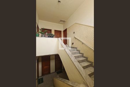 Apartamento à venda com 128m², 3 quartos e 1 vagaEscada