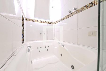 Apartamento à venda com 128m², 3 quartos e 1 vagaBanheiro da Suíte 2