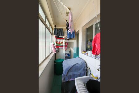 Apartamento à venda com 72m², 3 quartos e 1 vagaÁrea de Serviço