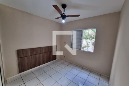 Dormitório 01 de apartamento para alugar com 2 quartos, 50m² em Jardim Florestan Fernandes, Ribeirão Preto
