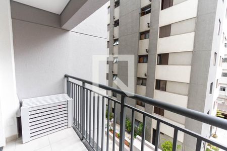 Studio para alugar com 34m², 1 quarto e sem vaga Studio para alugar com 34m², 1 quarto e sem vagaVaranda