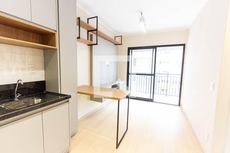 Studio para alugar com 34m², 1 quarto e sem vaga Studio para alugar com 34m², 1 quarto e sem vagaSala com cozinha integrada
