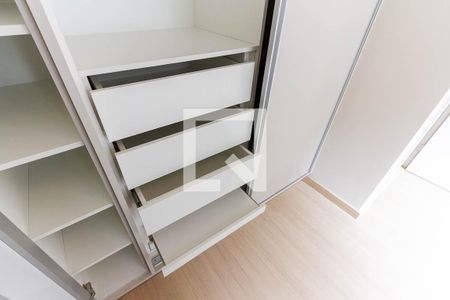 Studio para alugar com 34m², 1 quarto e sem vaga Studio para alugar com 34m², 1 quarto e sem vagaQuarto