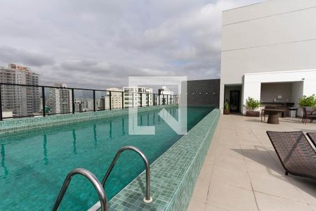Studio para alugar com 34m², 1 quarto e sem vaga Studio para alugar com 34m², 1 quarto e sem vagaPiscina