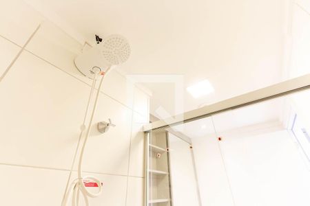 Banheiro de kitnet/studio para alugar com 1 quarto, 34m² em Perdizes, São Paulo