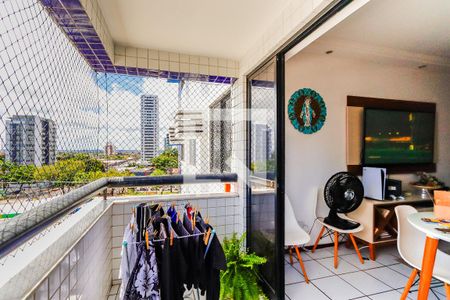 Varanda de apartamento para alugar com 4 quartos, 104m² em Madalena, Recife