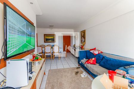 Sala 3 ambientes de apartamento para alugar com 4 quartos, 104m² em Madalena, Recife