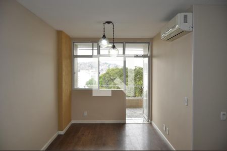 Sala de apartamento para alugar com 2 quartos, 75m² em Rocha, Rio de Janeiro