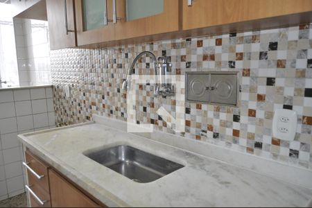 Apartamento para alugar com 75m², 2 quartos e 1 vagaCozinha
