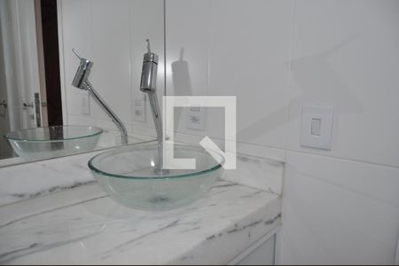 Apartamento para alugar com 75m², 2 quartos e 1 vagaBanheiro 2