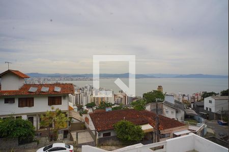 Quarto 1 - Vista de casa para alugar com 3 quartos, 220m² em Centro, Florianópolis