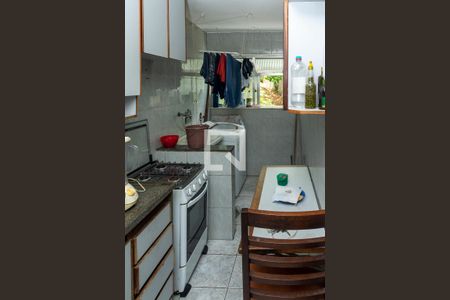 Apartamento para alugar com 65m², 2 quartos e 1 vagaÁrea de Serviço