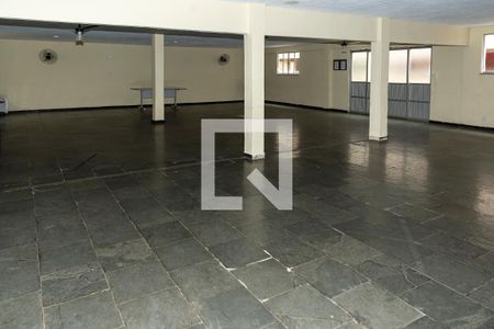 Apartamento para alugar com 65m², 2 quartos e 1 vagaÁrea externa - Salão de Festas
