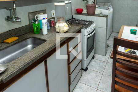 Apartamento para alugar com 65m², 2 quartos e 1 vagaCozinha - Armários