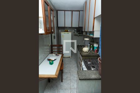 Apartamento para alugar com 65m², 2 quartos e 1 vagaCozinha - Armários