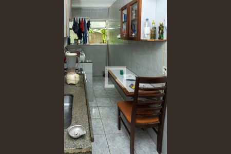 Apartamento para alugar com 65m², 2 quartos e 1 vagaCozinha - Armários