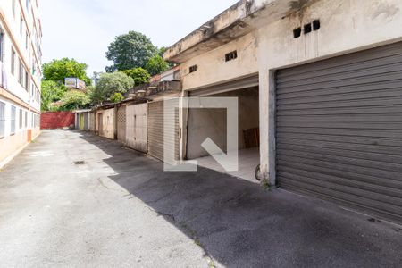 Garagem de kitnet/studio para alugar com 1 quarto, 40m² em Conjunto Residencial José Bonifácio, São Paulo