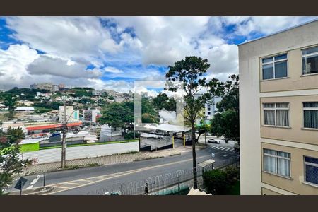Vista da Varanda de apartamento à venda com 3 quartos, 60m² em Estoril, Belo Horizonte