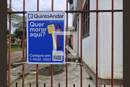 Casa à venda com 390m², 4 quartos e 5 vagas Casa à venda com 390m², 4 quartos e 5 vagasPLACA