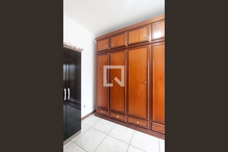 Quarto 1 de casa para alugar com 4 quartos, 390m² em São Sebastião, Porto Alegre
