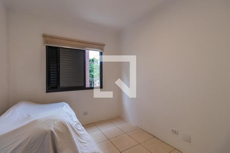 Quarto 2 de apartamento para alugar com 3 quartos, 70m² em Jardim Tupanci, Barueri