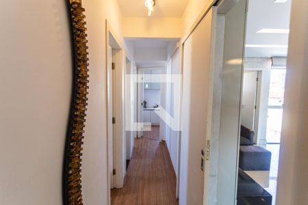 Corredor de apartamento à venda com 4 quartos, 127m² em Fernão Dias, Belo Horizonte