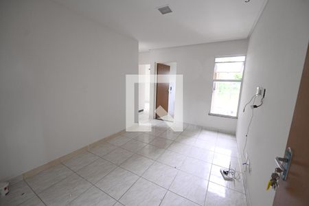 Sala de apartamento para alugar com 2 quartos, 67m² em Residencial Guarema, Goiânia