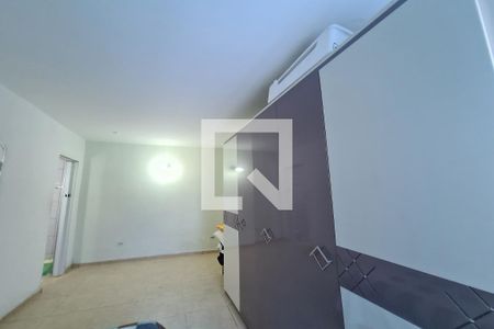 Casa à venda com 150m², 4 quartos e 3 vagasSuite - CASA 1