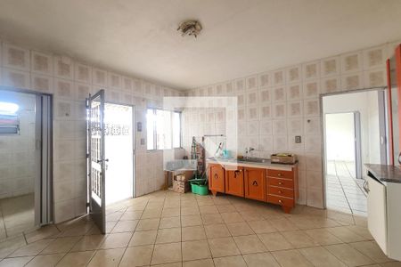 Casa à venda com 150m², 4 quartos e 3 vagasCozinha - CASA 2