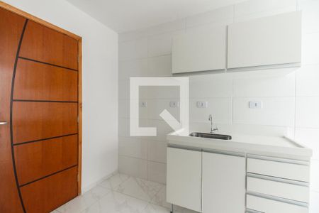 Cozinha de apartamento para alugar com 1 quarto, 33m² em Vila Esperança, São Paulo
