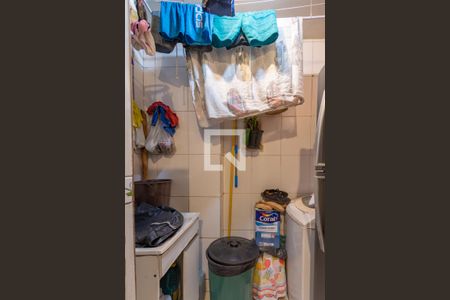 Apartamento à venda com 65m², 3 quartos e 1 vagaÁrea de Serviço